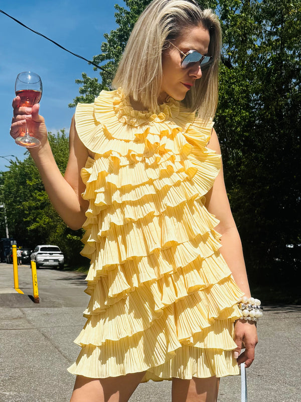 ROBE À VOLANTS COL LICOU