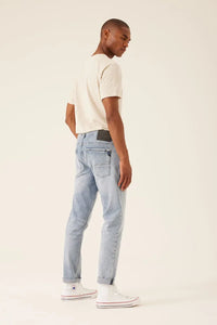 JEANS TAPERED LEG